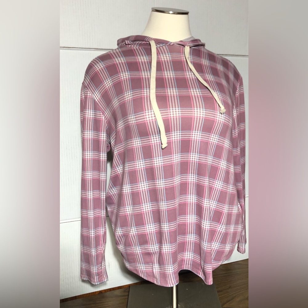 HONEYME CURVY XXL PINK PLAID LONG SLEEVE TOP WITH HOODIE. BUTTER SOFT